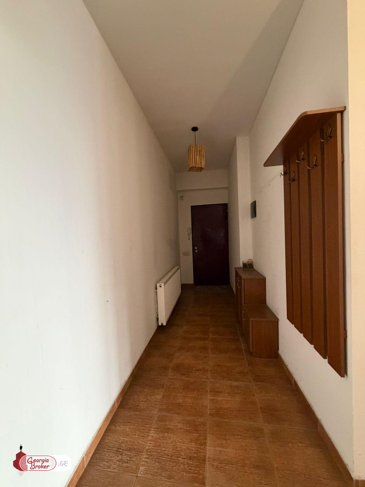 nearly repaired 3-room apartment for sale